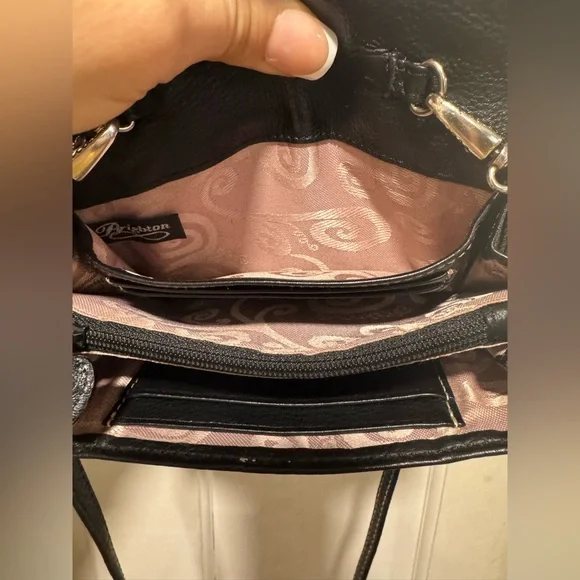 Brighton Crossbody Wallet in Black Leather - Picture 12 of 15